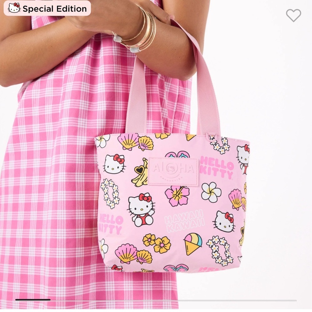Limited Edition ALOHA Collection Mini Hello Kitty Bag